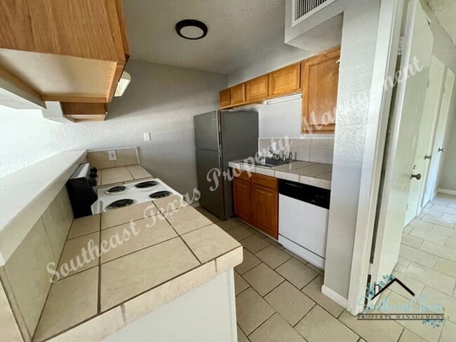Building Photo - 4610 Maddox Street