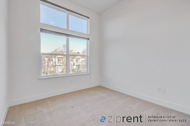 Foto del edificio - 4 br, 2.5 bath House - 969 Prospect Avenue...