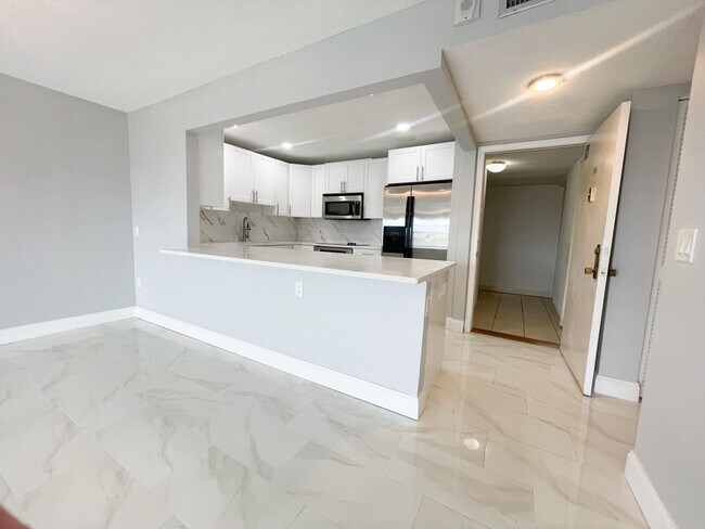 Foto del edificio - 1502 S Lakeside Dr