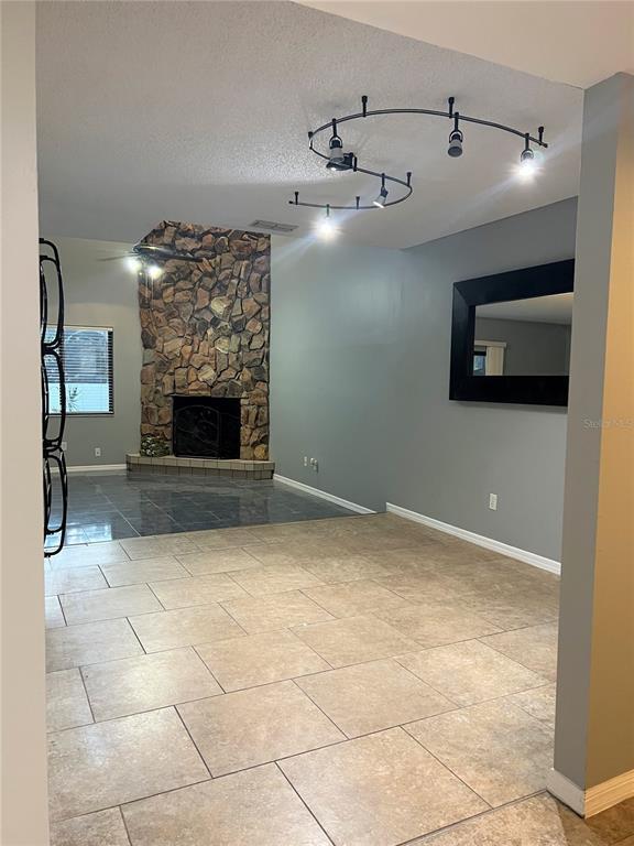 Building Photo - 5909 Idle Forest Pl