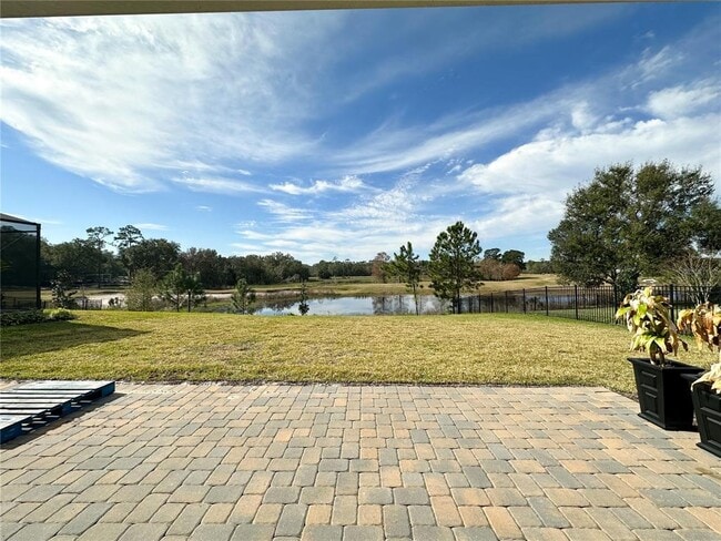 Building Photo - 994 Victoria Hills Dr S