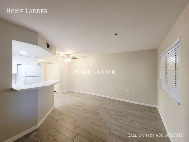 Foto del edificio - 12221 W Bell Rd