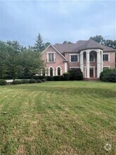 Building Photo - 4387 Blue Ridge Dr