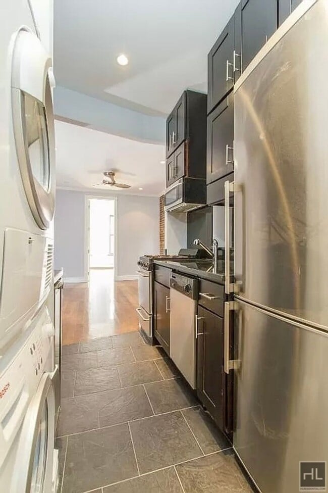 Building Photo - E 28TH ST.