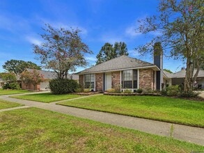 Building Photo - 1058 Bullrush Dr