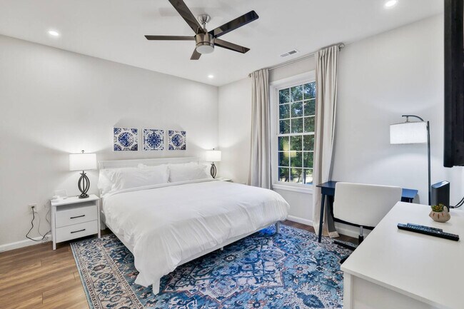 Foto del edificio - 193 Scarlet Oak Dr