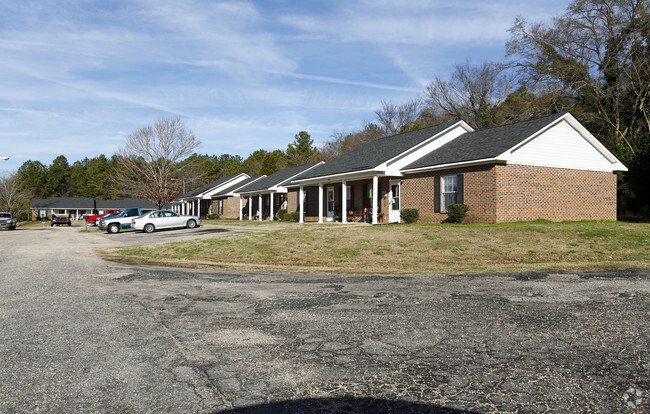 Foto del edificio - Country Club Apartments