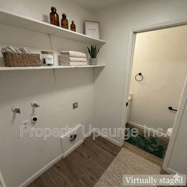 Building Photo - 1825 Roanoke Ave