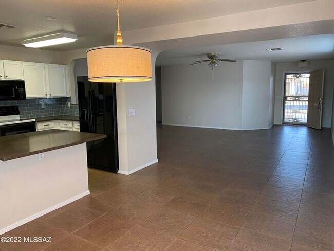 Foto del edificio - Northwest 3 Bedroom