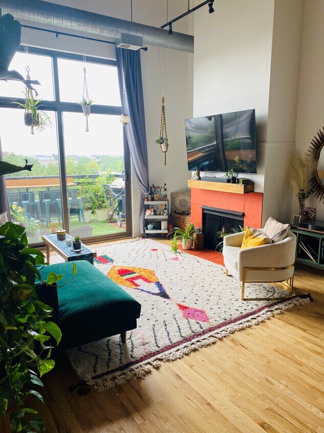 Foto principal - 1735 W Diversey Pky
