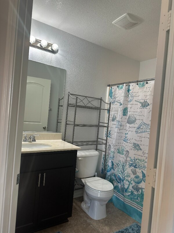Foto del edificio - 1460 Mockingbird Ct