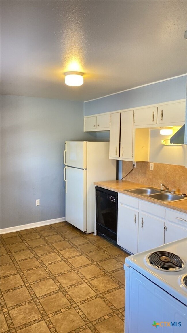 Foto del edificio - 307 Sunset Ln