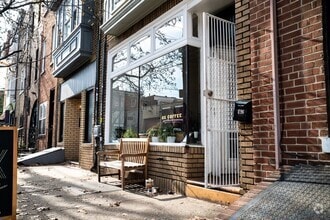 Building Photo - 617 S 3rd St