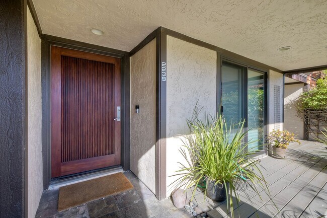 Foto del edificio - 2239 Del Mar Scenic Pkwy