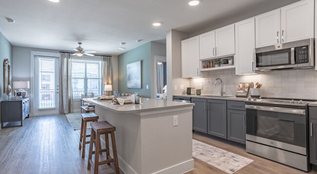 Photo - 6 Weeks Free + $500 GC—Lower Rates! Apartment