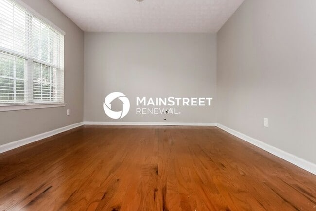 Building Photo - 4 Bedroom Pet-Friendly Home in Covington, ...