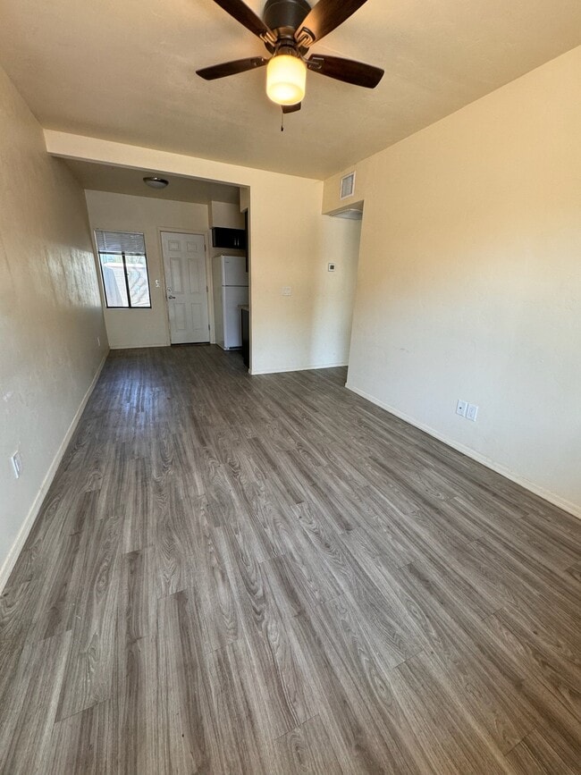Photo - 4135 E Fairmount St Townhome