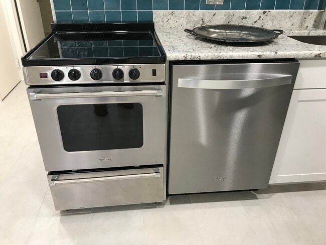 Stainless steel appliances - 152 13th St SE