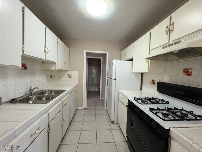 Foto del edificio - 67 N Christy Ln