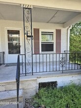 Building Photo - 1121 Monroe Ave