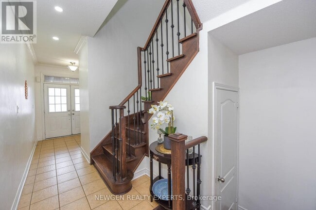 Building Photo - 30 Lorenzo Cir