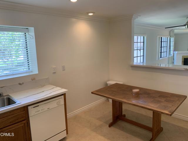 Building Photo - 756 Island View Cir