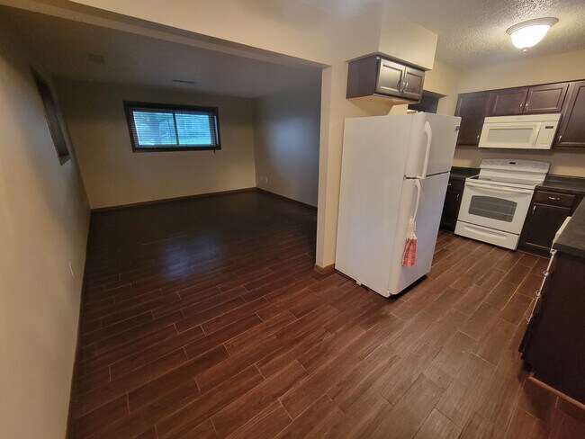 Foto del edificio - 2130 Davis St