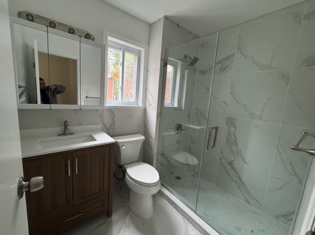 Building Photo - 180 Littleton Rd