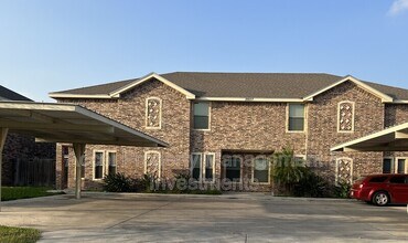 Building Photo - 2607 E Eisenhower Ave