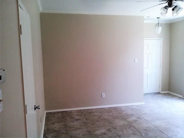 Building Photo - 5441 Avery Ln