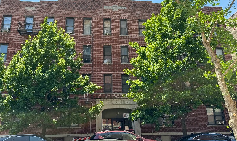 Foto principal - 14 E 96th St