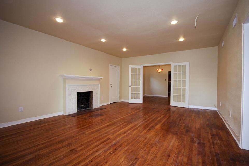 Primary Photo - 255 Natalen Ave