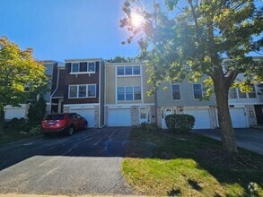 Building Photo - 2015 Oxford Ct