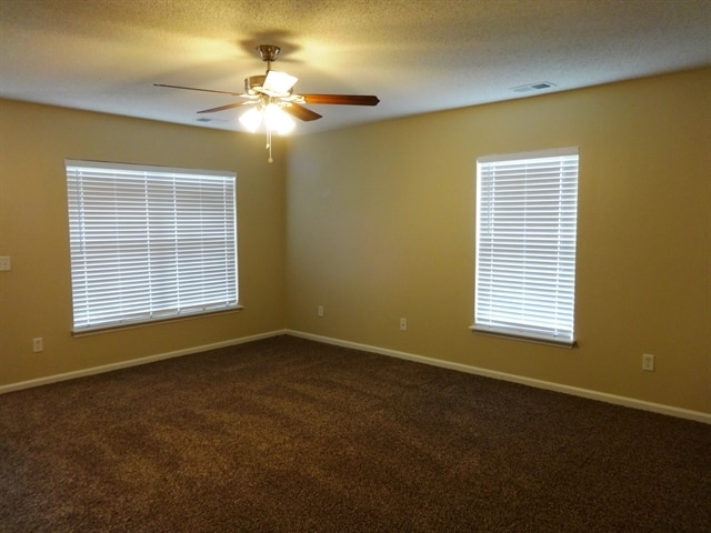 Building Photo - 418 Dovetail Cir