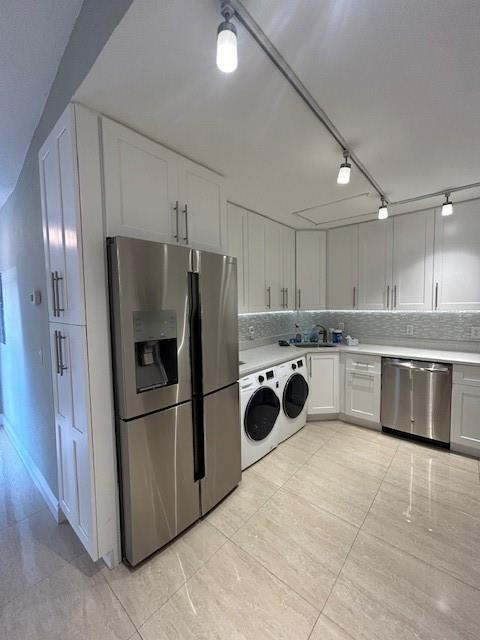 Foto del edificio - 4757 Sunny Palm Cir