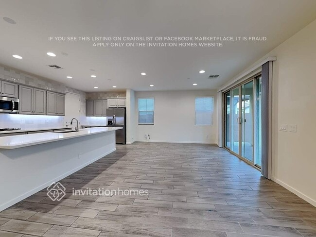 Building Photo - 1949 S Wallrade Ln