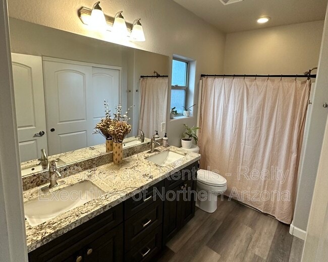 Building Photo - 2342 W Mission Timber Cir