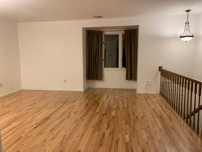 Open floor living/dining room - 54E Ridgedale Ave