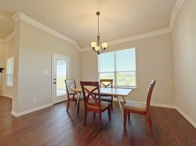 Foto del edificio - 104 Cottonwood Ct