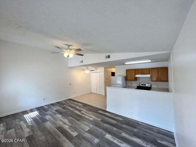 Foto del edificio - 2521 Allison Ave