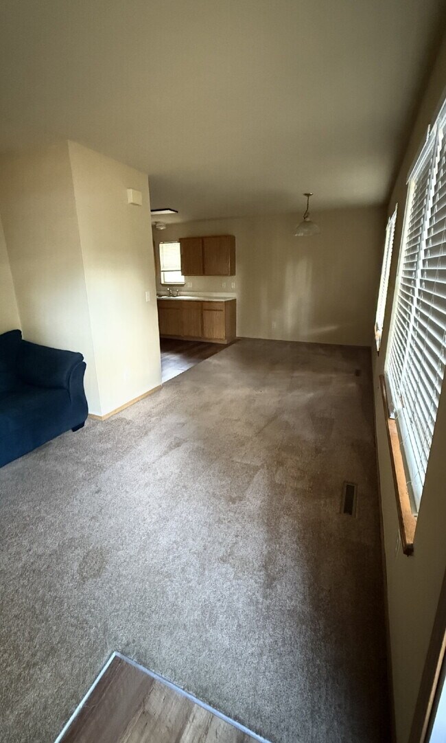 Foto del edificio - Welcome To Your New Home in Forsyth MO!