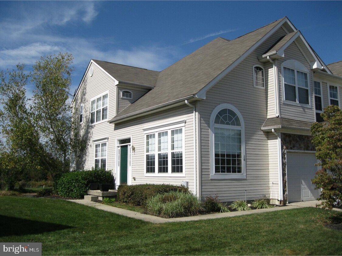 10 St Andrews Ct, Westampton, NJ 08060 Townhome Rentals in Westampton
