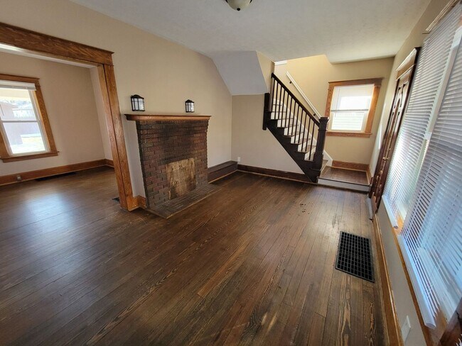 Foto del edificio - 2002 Erie Ave 3BR/1BA (Middletown)