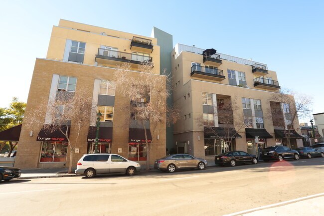 Bella Via Apartments San Diego Ca Apartments Com