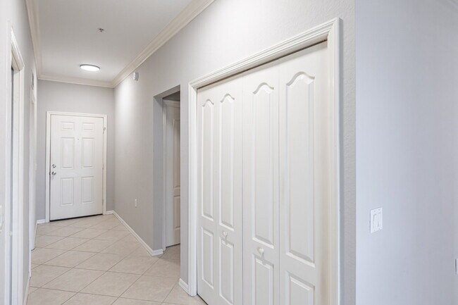 Building Photo - $500 Off First Month’s Rent – Move in by O...