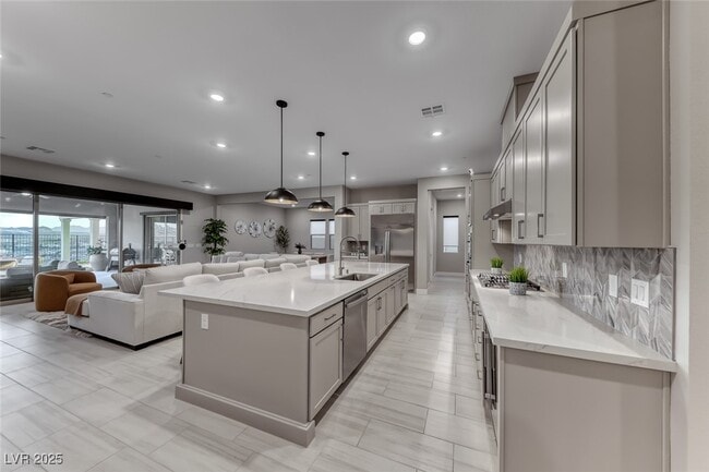 Foto del edificio - 375 Portus Delphini Ct