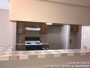 Foto del edificio - 2101 Ledge View St