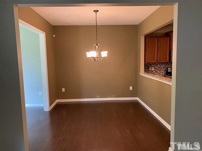 Dining Room - 432 Chanson Dr