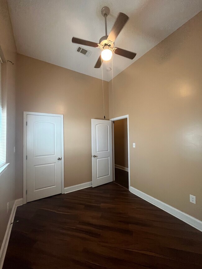 Building Photo - 2111 Elysian Fields Ave