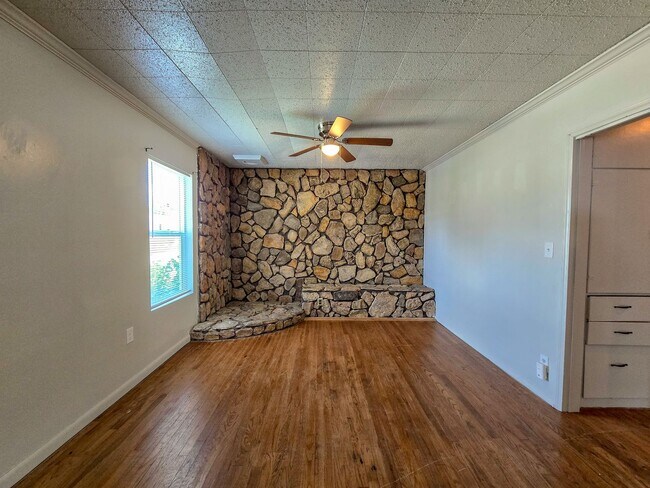 Foto del edificio - Cute 2 bedroom & 1 bath Home in Shawnee!